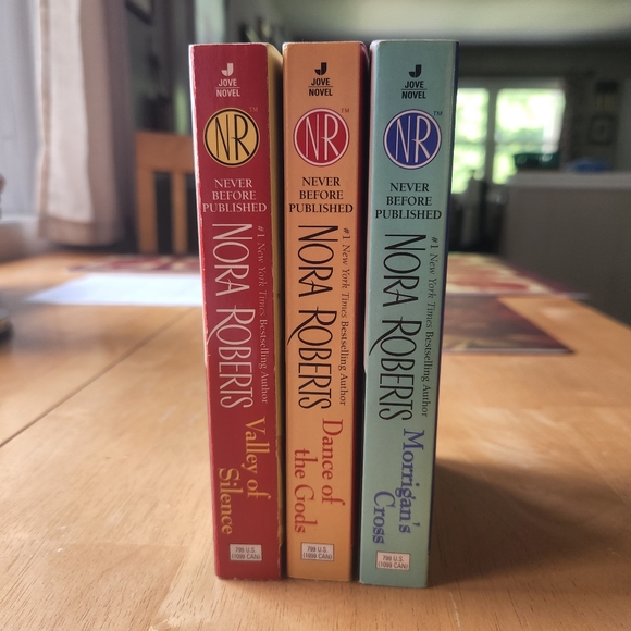 The Circle Trilogy - Set - Nora Roberts - Picture 2 of 5